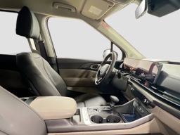 Kia Carnival LXS FWD 2026