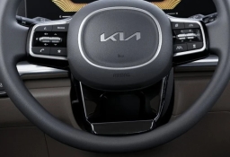 Kia Carnival LX FWD 2026