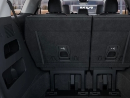 Kia Carnival LXS FWD 2026