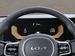 Kia Carnival LXS FWD 2026
