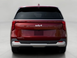 Kia Carnival LXS FWD 2026