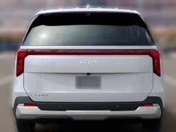 Kia Carnival LXS FWD 2026