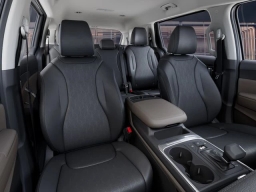 Kia Carnival LXS FWD 2026