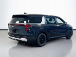 Kia Carnival LXS FWD 2026