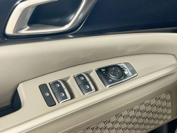 Kia Carnival LXS FWD 2026