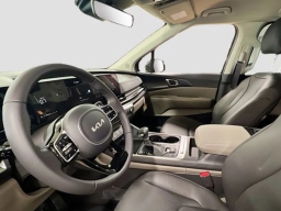 Kia Carnival LXS FWD 2026