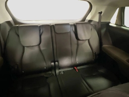 Kia Carnival LXS FWD 2026