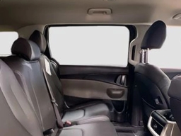 Kia Carnival LXS FWD 2026