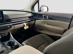 Kia Carnival LX FWD 2026