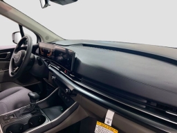 Kia Carnival LX FWD 2026