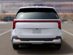 Kia Carnival LXS FWD 2026
