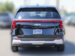 Kia Carnival LXS FWD 2026