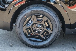 Kia Carnival LXS FWD 2026