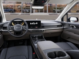 Kia Carnival LXS FWD 2026