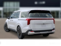 Kia Carnival LXS FWD 2026