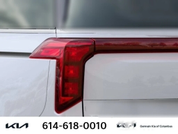 Kia Carnival LXS FWD 2026