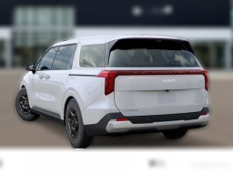 Kia Carnival LX FWD 2026