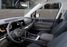 Kia Carnival LX FWD 2026