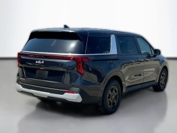 Kia Carnival LX FWD 2026
