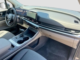 Kia Carnival LX FWD 2026