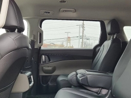 Kia Carnival Hybrid LXS FWD 2026