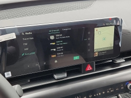 Kia Carnival Hybrid LXS FWD 2026