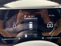 Kia Carnival Hybrid LXS FWD 2026