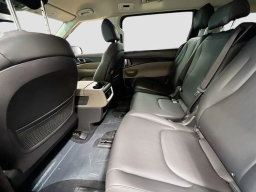 Kia Carnival Hybrid LXS FWD 2026