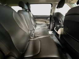 Kia Carnival Hybrid LXS FWD 2026