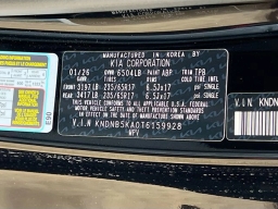 Kia Carnival Hybrid LXS FWD 2026