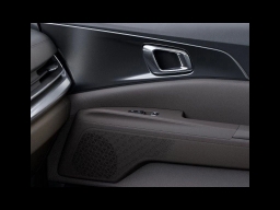 Kia Carnival Hybrid LXS FWD 2026