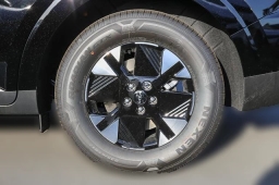 Kia Carnival Hybrid LXS FWD 2026