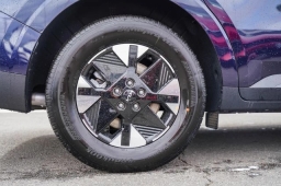 Kia Carnival Hybrid LXS FWD 2026