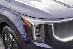 Kia Carnival Hybrid LXS FWD 2026