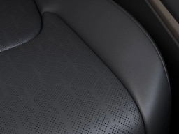 Kia Carnival Hybrid LXS FWD 2026