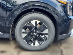 Kia Carnival Hybrid LXS FWD 2026