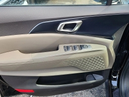 Kia Carnival Hybrid LXS FWD 2026