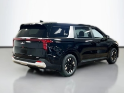 Kia Carnival Hybrid LXS FWD 2026