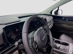 Kia Carnival Hybrid LXS FWD 2026