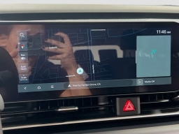 Kia Carnival Hybrid LXS FWD 2026