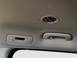 Kia Carnival Hybrid LXS FWD 2026