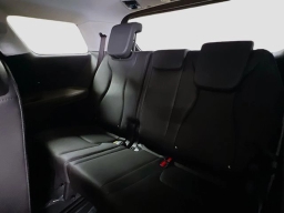 Kia Carnival Hybrid LXS FWD 2026