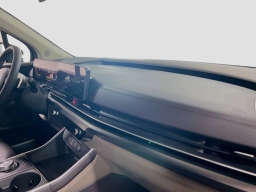 Kia Carnival Hybrid LXS FWD 2026