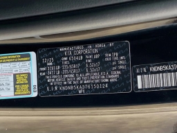 Kia Carnival Hybrid LXS FWD 2026