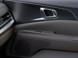 Kia Carnival Hybrid LXS FWD 2026