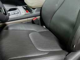 Kia Carnival Hybrid LXS FWD 2026