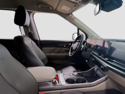 Kia Carnival Hybrid LXS FWD 2026