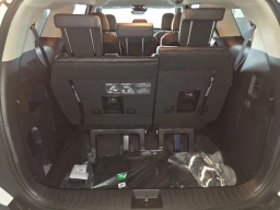 Kia Carnival Hybrid LXS FWD 2026