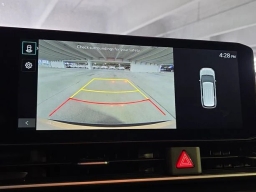 Kia Carnival Hybrid LXS FWD 2026