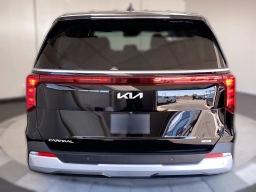 Kia Carnival Hybrid LXS FWD 2026